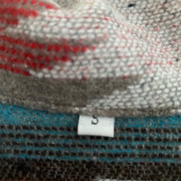 Aztec design jacket. - Picture 2 of 2